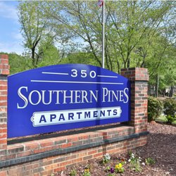exterior at Southern Pines located in Spartanburg, SC