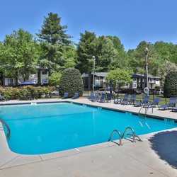 pool at Southern Pines located in Spartanburg, SC