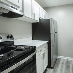 kitchen at Southern Pines located in Spartanburg, SC