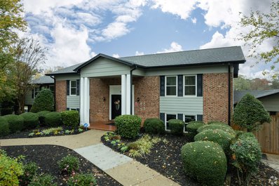 exterior view at Southern Pines located in Spartanburg, SC